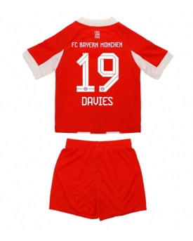 Bayern Munich Alphonso Davies #19 Maglia Gara Casa Repliche 2025-26 Bambino Maniche Corte